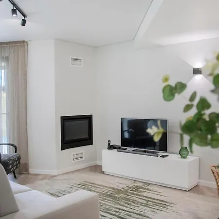 Casa Do Senhor Do Colegio * Ponta Delgada