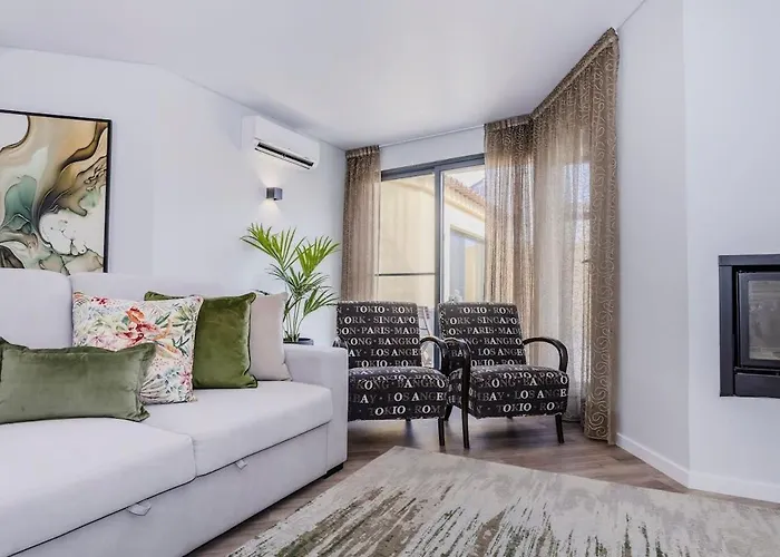 Casa Do Senhor Do Colegio