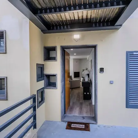 Casa Do Senhor Do Colegio 蓬塔德尔加达