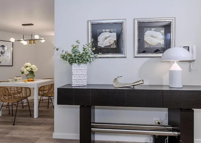 Casa Do Senhor Do Colegio Ponta Delgada