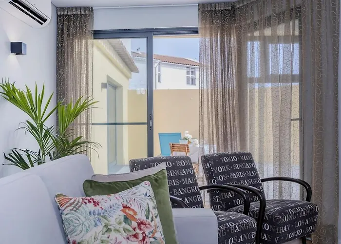 Casa Do Senhor Do Colegio * Ponta Delgada